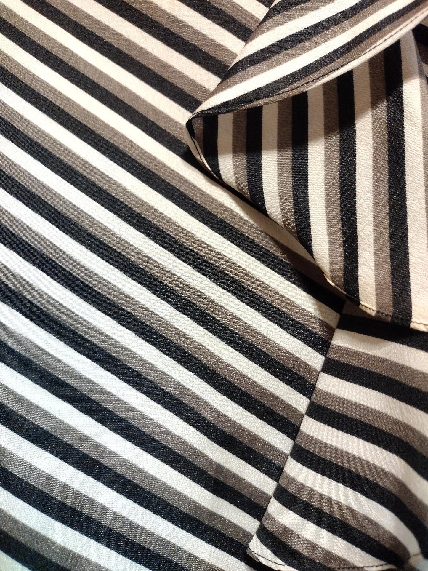 Vintage striped long sleeve blouse with cravat/ruffle