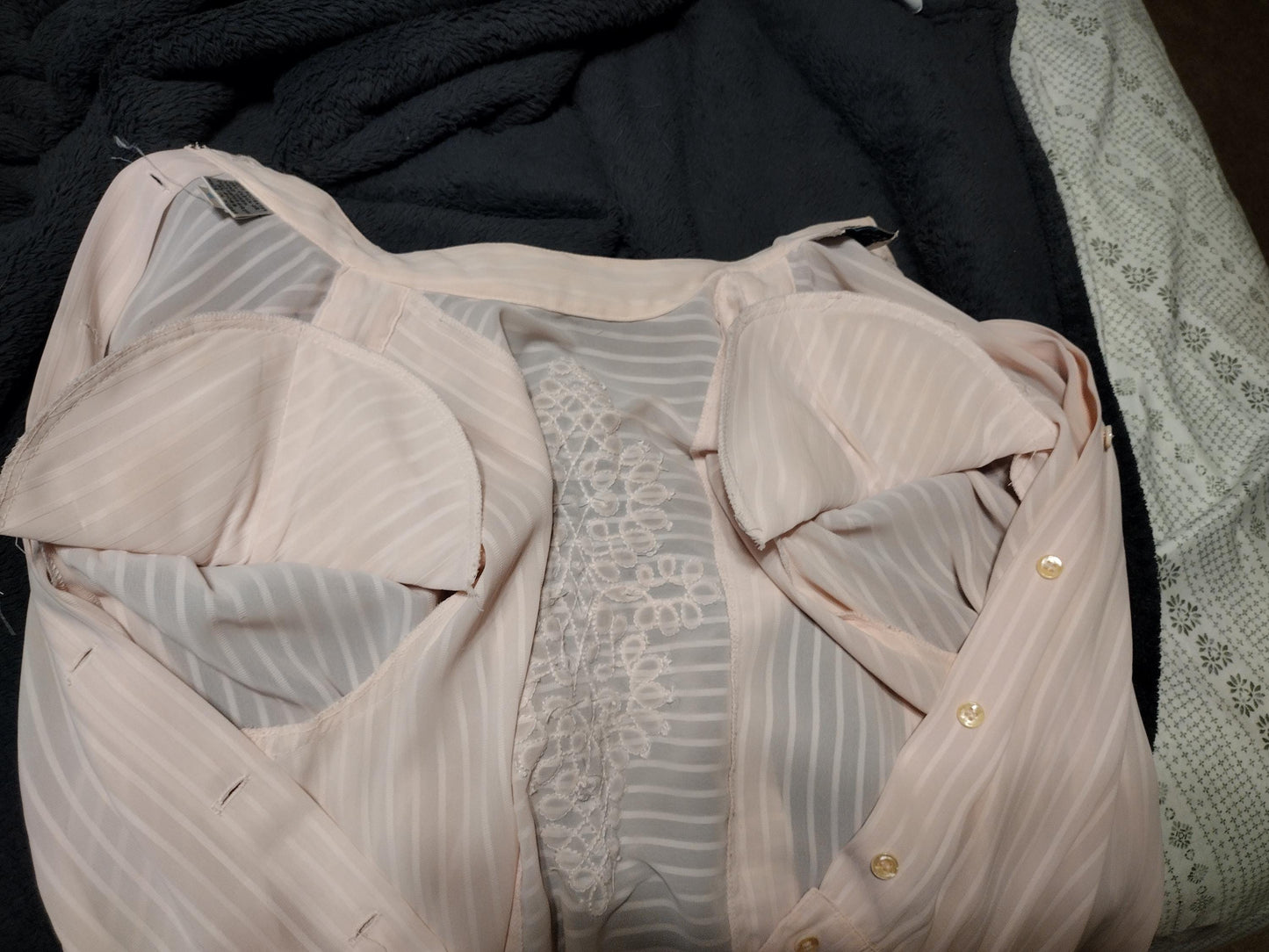 Vintage soft pink long sleeve blouse with beaded design